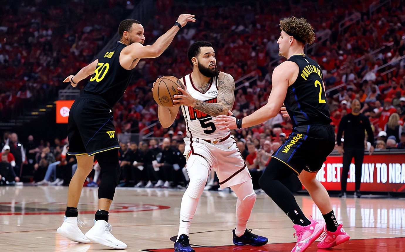 壹号娱乐官方app库里巅峰对决，巴特勒与50激战勇士分钟，出色防守胜负难料！的简单介绍